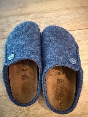 Birkenstock Kids Gray Felt Slip-On Clogs